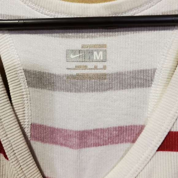 Nike athletic tank top - Picture 3 of 3